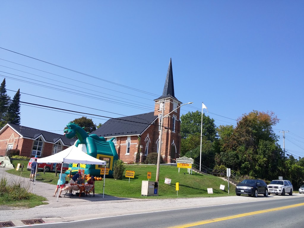 Churchill Community Centre | 6322 Yonge St, Churchill, ON L0L 1K0, Canada | Phone: (705) 436-3710