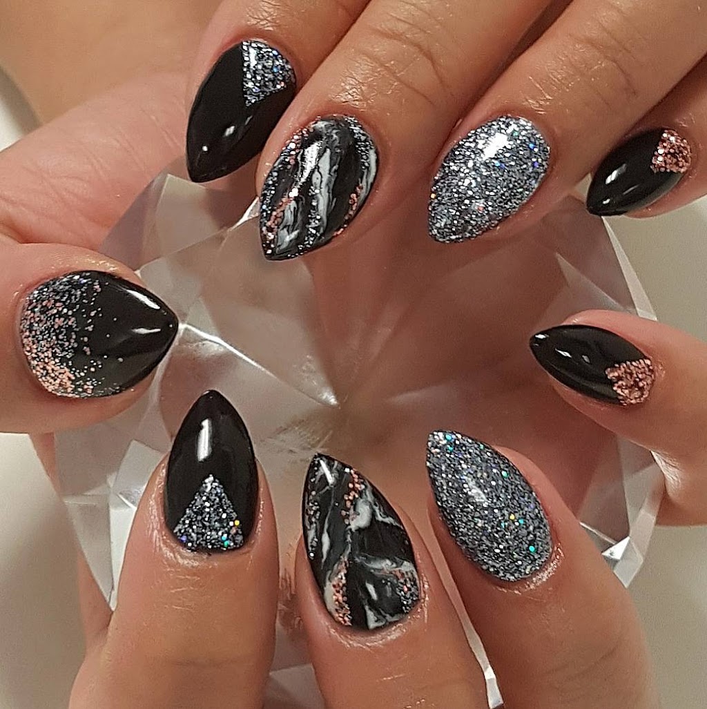 Sweet Points Nail Studio | 263 Rouge Rd, Winnipeg, MB R3K 1J7, Canada | Phone: (204) 960-5882