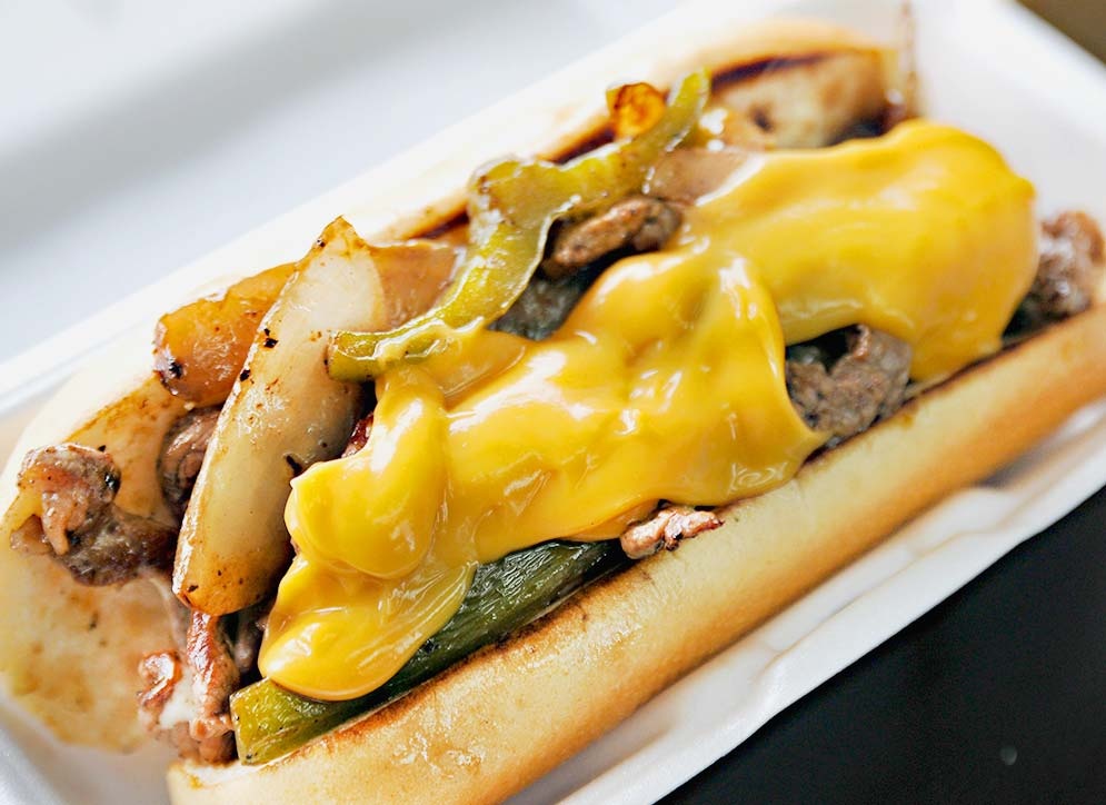 The 6 Burger Bar | 3 Chelwood Rd, Scarborough, ON M1K 2K5, Canada | Phone: (647) 347-8436