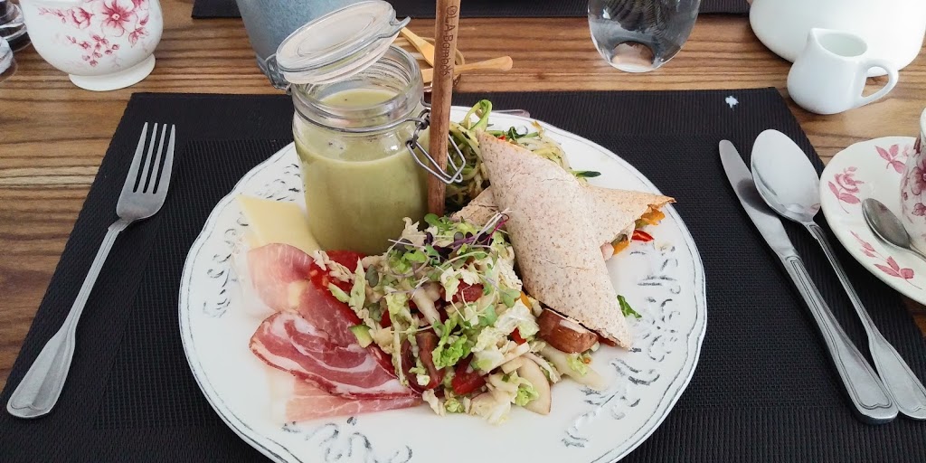En Faim Chez Nous | 6220 Rue Morin, Val-Morin, QC J0T 2R0, Canada | Phone: (819) 320-0441
