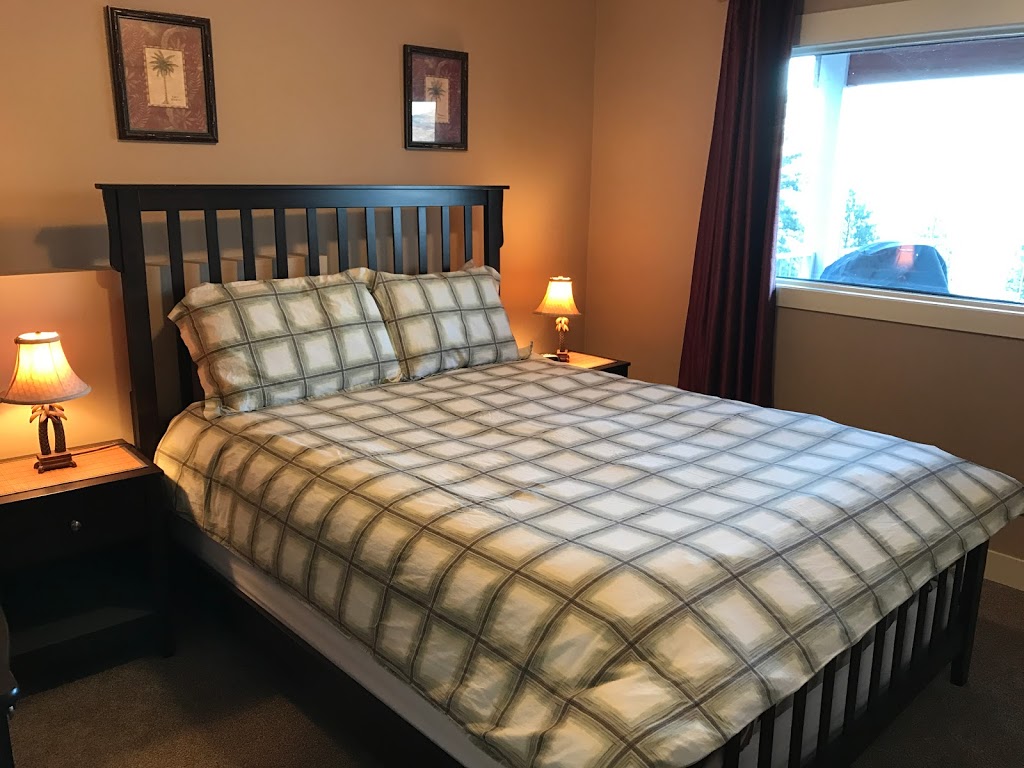 Red Haven Retreat Vacation Suites | 5803 Atkinson Crescent, Peachland, BC V0H 1X4, Canada | Phone: (250) 767-0137