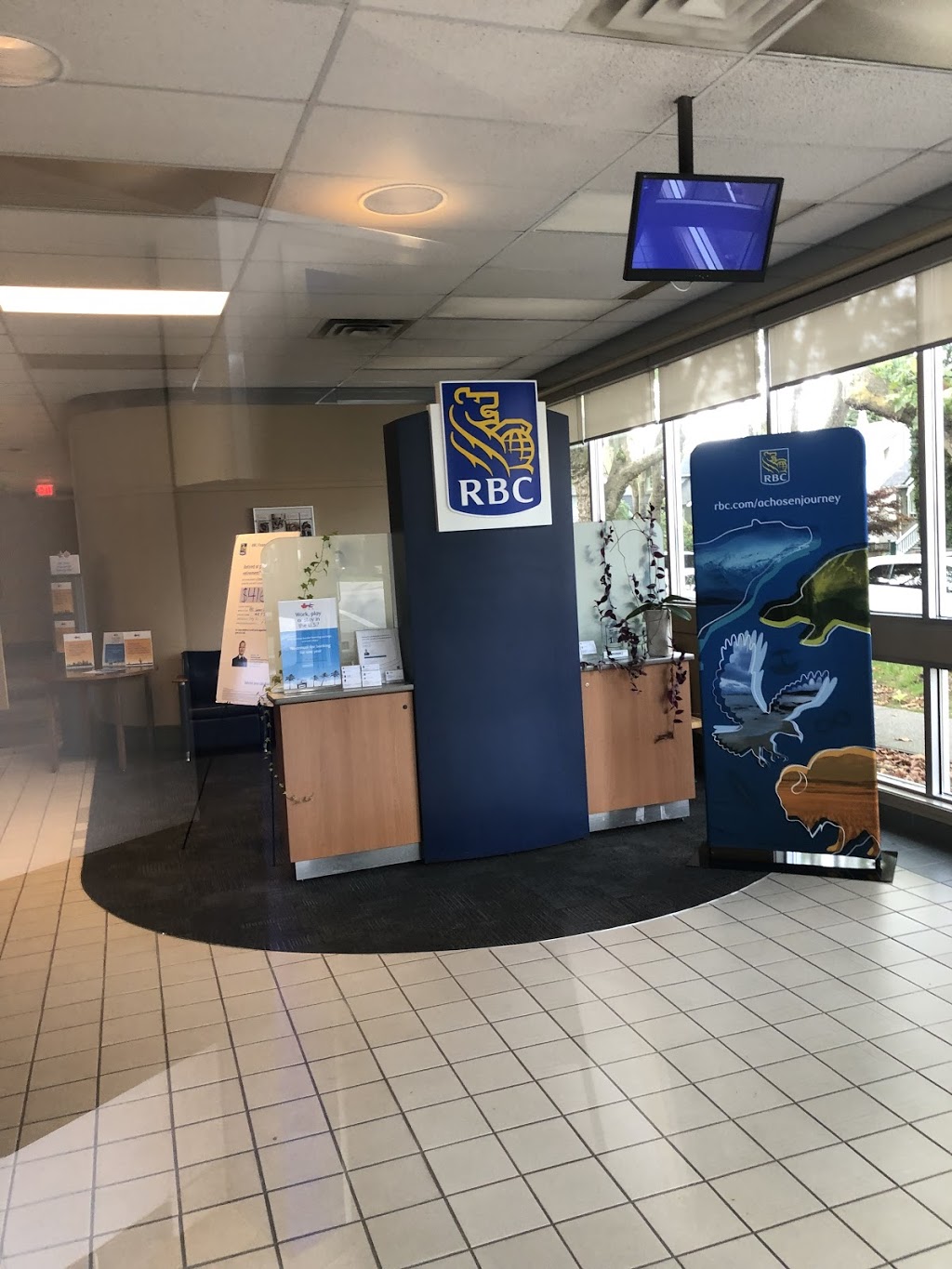 RBC Royal Bank | 4205 Dunbar St, Vancouver, BC V6S 2G1, Canada | Phone: (604) 665-5972