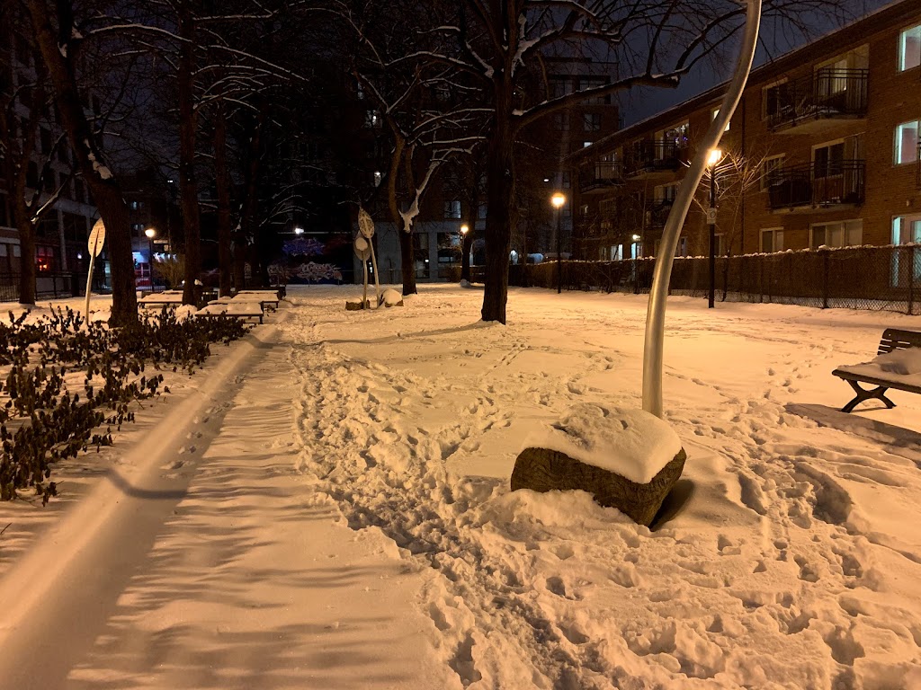 Parc Paul-Dozois | Quartier des Spectacles, Montreal, QC H2X 1J7, Canada | Phone: (514) 872-0311