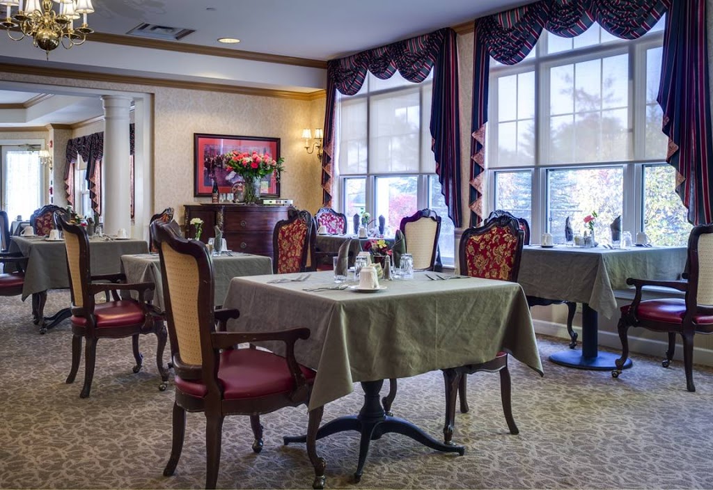 Sunrise of Aurora | 3 Golf Links Dr, Aurora, ON L4G 7Y4, Canada | Phone: (905) 841-0022