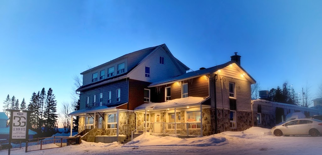 Hôtel Bon Gîte Inc | 208 Rue Principale, Sainte-Justine, QC G0R 1Y0, Canada | Phone: (418) 383-3549