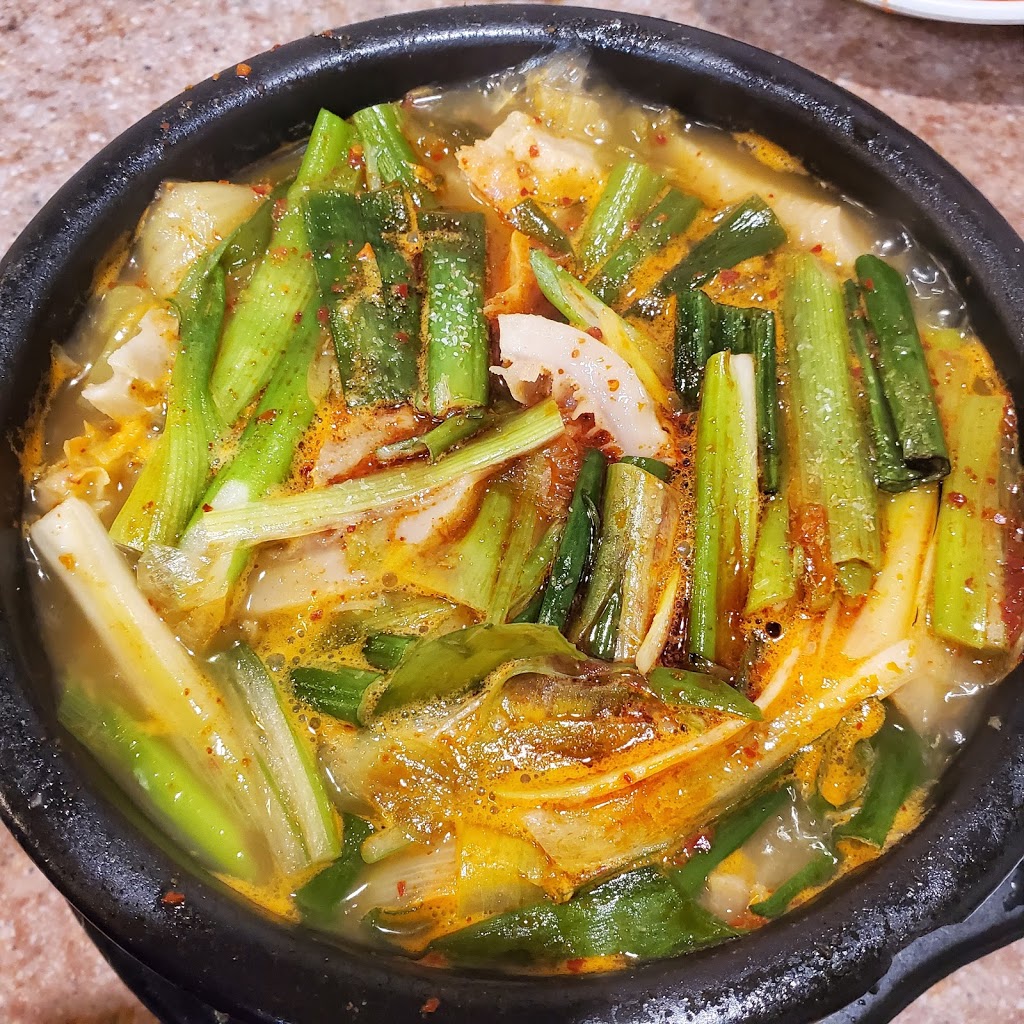 Tongileo Korean Restaurant | 2579 Lougheed Hwy, Port Coquitlam, BC V3B 4P4, Canada | Phone: (604) 474-2579