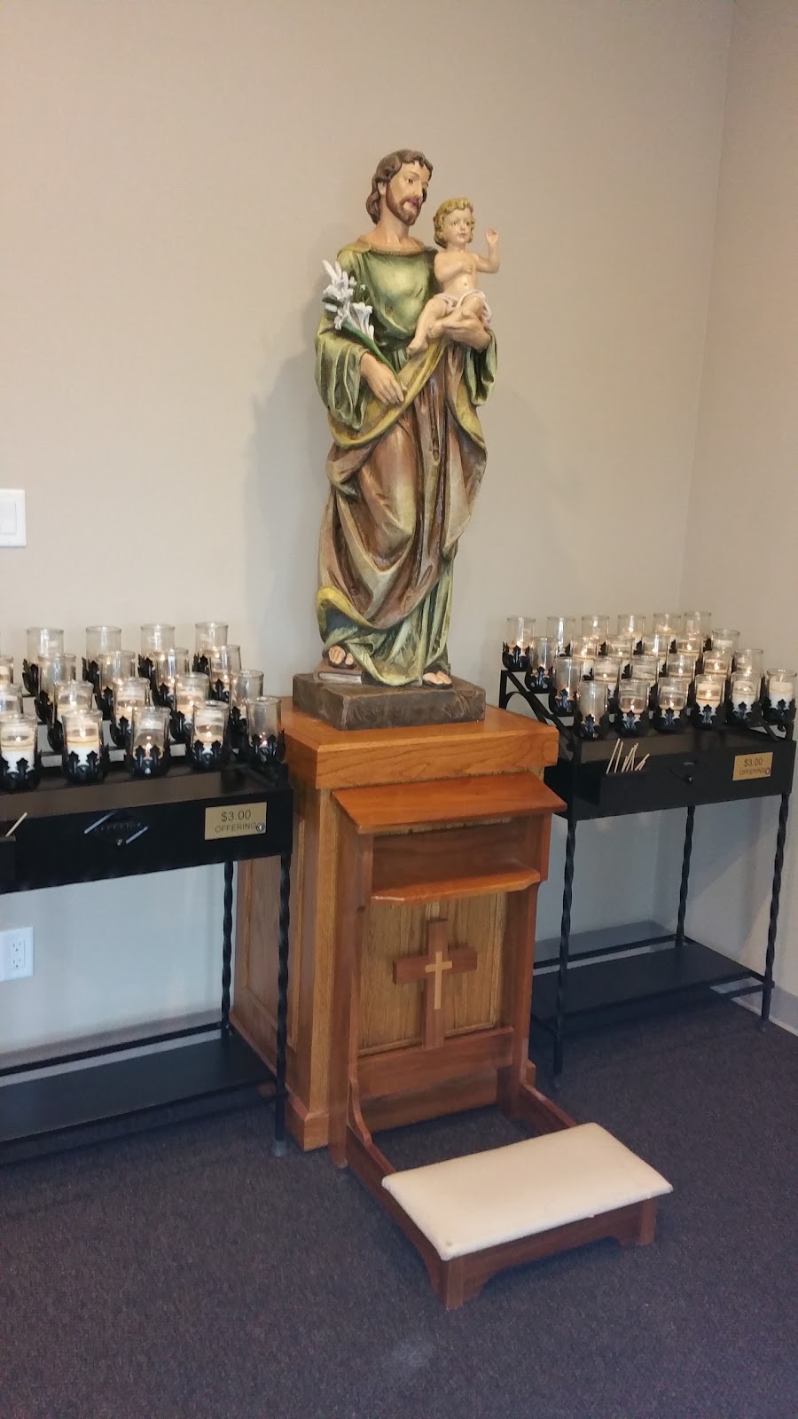 St Ignatius Loyola Church | 2300 Burnhamthorpe Rd W, Mississauga, ON L5L 3T6, Canada | Phone: (905) 820-1444