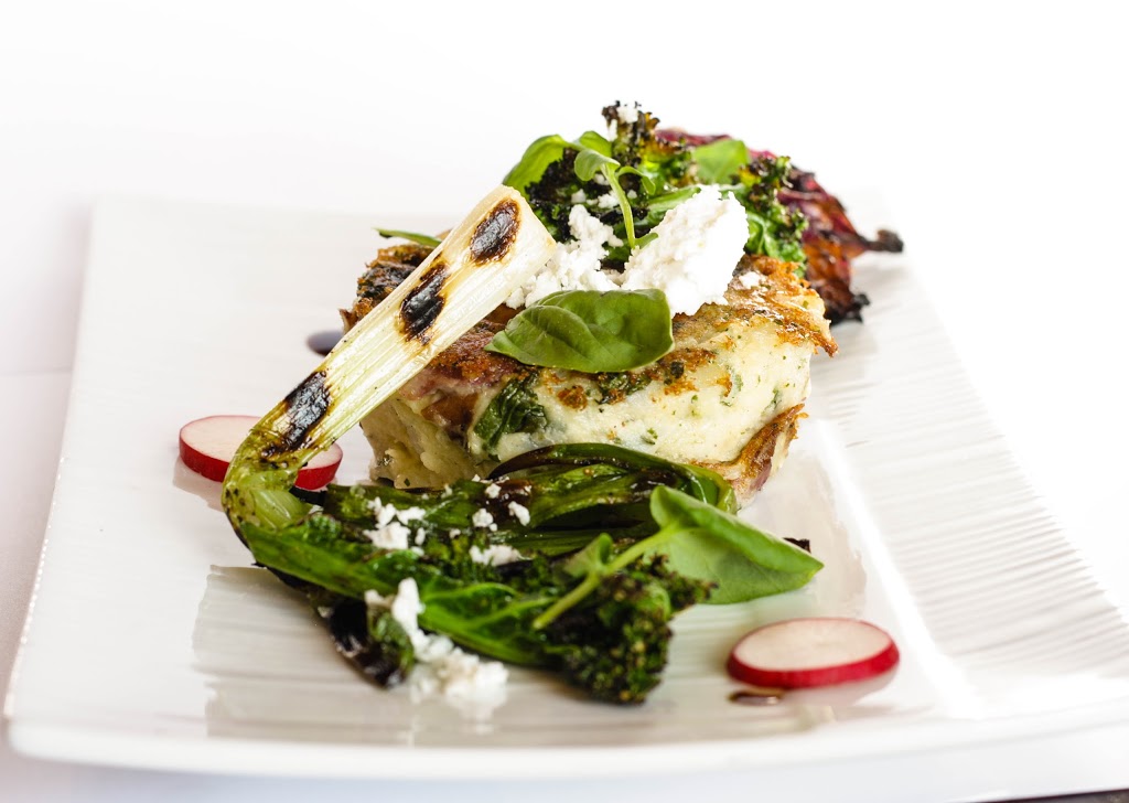 Green Leaf Cafe @ Somerville | 3335 Somerville House, London, ON N6A 3K7, Canada | Phone: (519) 661-4080