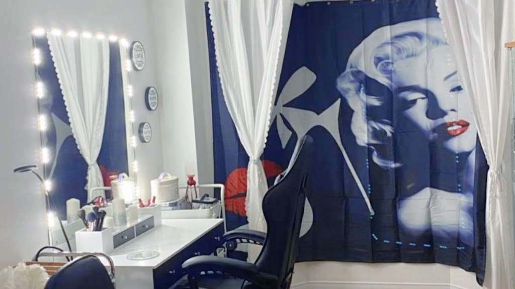 Be Unique | 3104 Hawktail Crescent, Mississauga, ON L5M 6W8, Canada | Phone: (647) 609-6075
