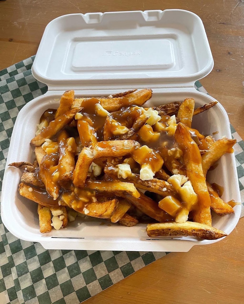 Kate’s Burger Counter | 1184 Kashagawigamog Lake Rd, Minden, ON K0M 2K0, Canada | Phone: (705) 286-4554
