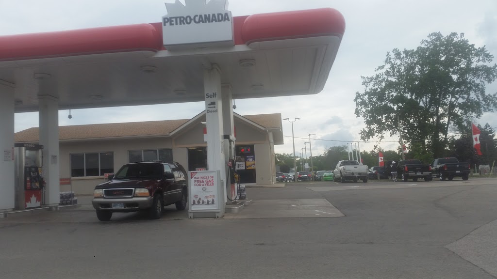 Petro-Canada | 935 Niagara St, Welland, ON L3C 1M4, Canada | Phone: (905) 732-7422