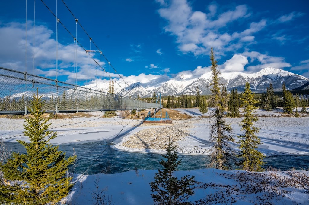 Alex Bates Photography | 5336 60 St, Rocky Mountain House, AB T9E 0S5, Canada | Phone: (306) 261-6135