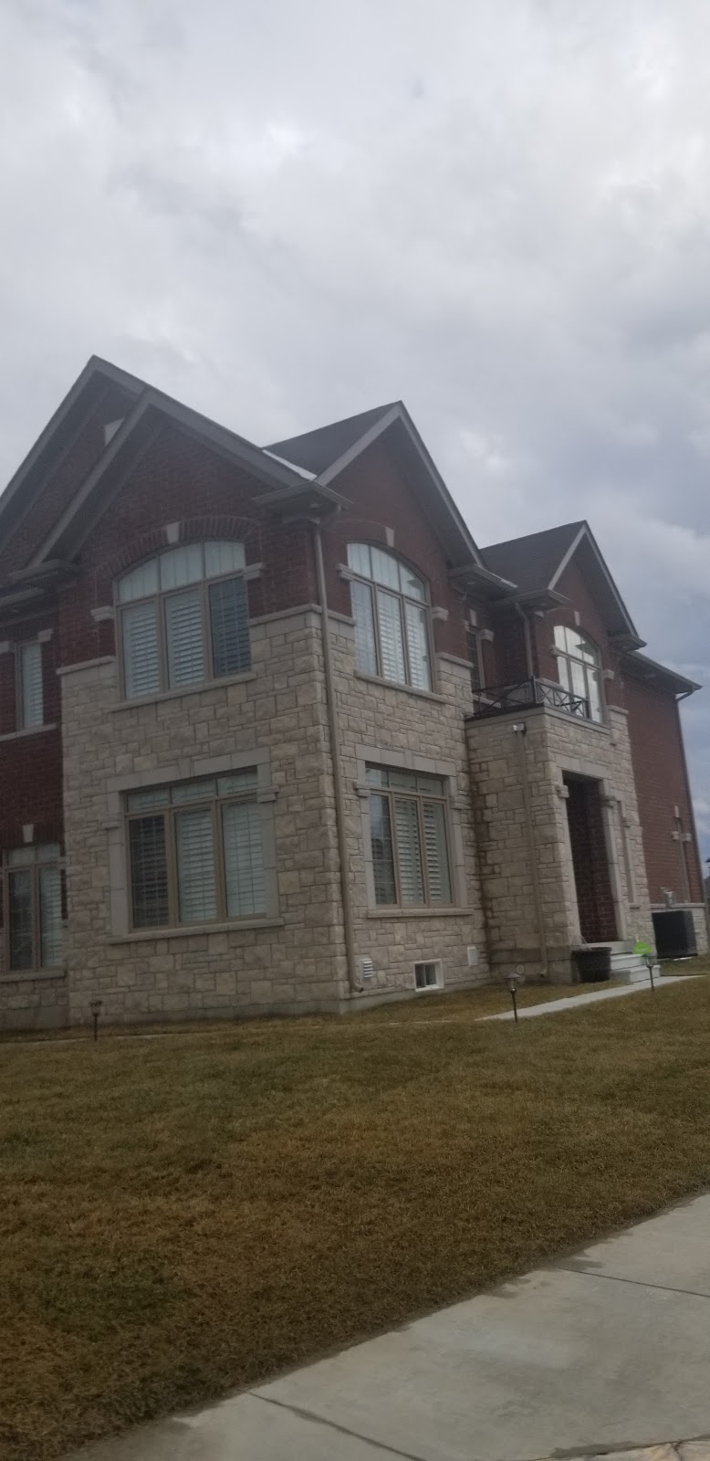 Highlands of Millbrook | 899 Fallis Line, Millbrook, ON L0A 1G0, Canada | Phone: (844) 932-0333