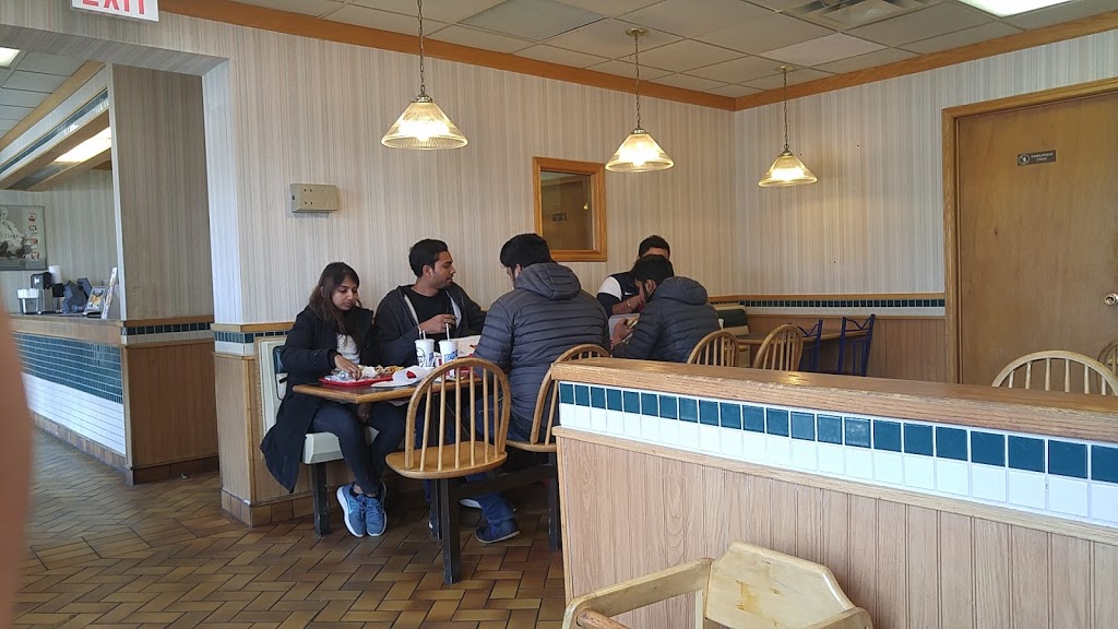 KFC | 90 Main St W, Picton, ON K0K 2T0, Canada | Phone: (613) 476-7403