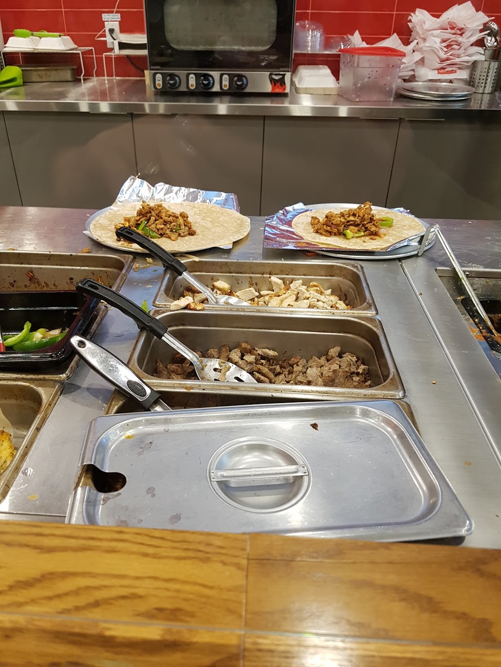 Quesada Burritos & Tacos | 1129 Boulevard Saint-Martin O, Laval, QC H7S 1M8, Canada | Phone: (450) 975-8226