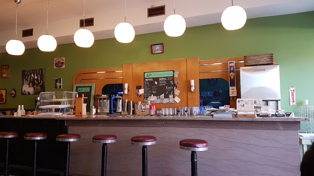 Mels Tea Room Ltd | 17 Bridge St, Sackville, NB E0A 3C0, Canada | Phone: (506) 536-1251