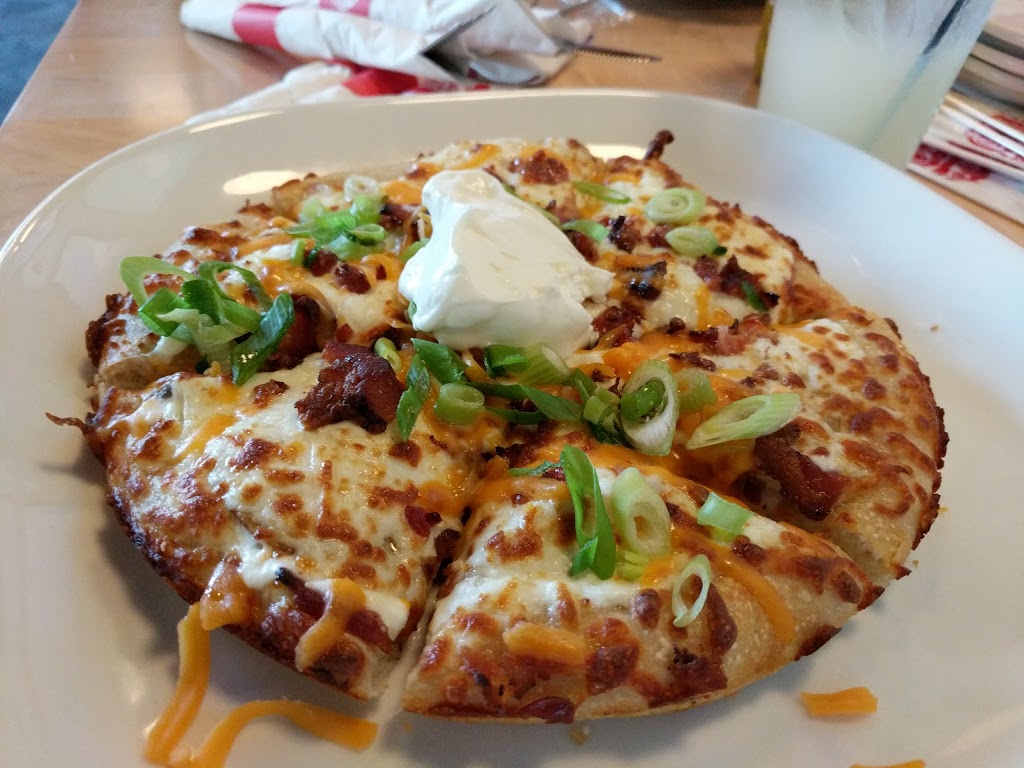 Boston Pizza | 499 Dundas St W, Oakville, ON L6M 1L9, Canada | Phone: (905) 257-8009