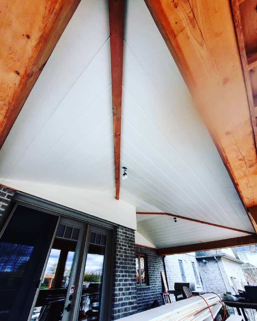 Fire & Mountain Carpentry Inc | 29 Washington St, Paris, ON N3L 2A4, Canada | Phone: (519) 993-5141