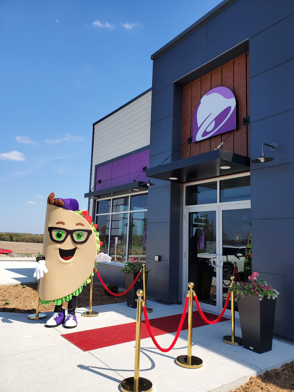 Taco Bell | 1 Hartley Ave., Brant, ON N3L 3E2, Canada | Phone: (519) 442-2968