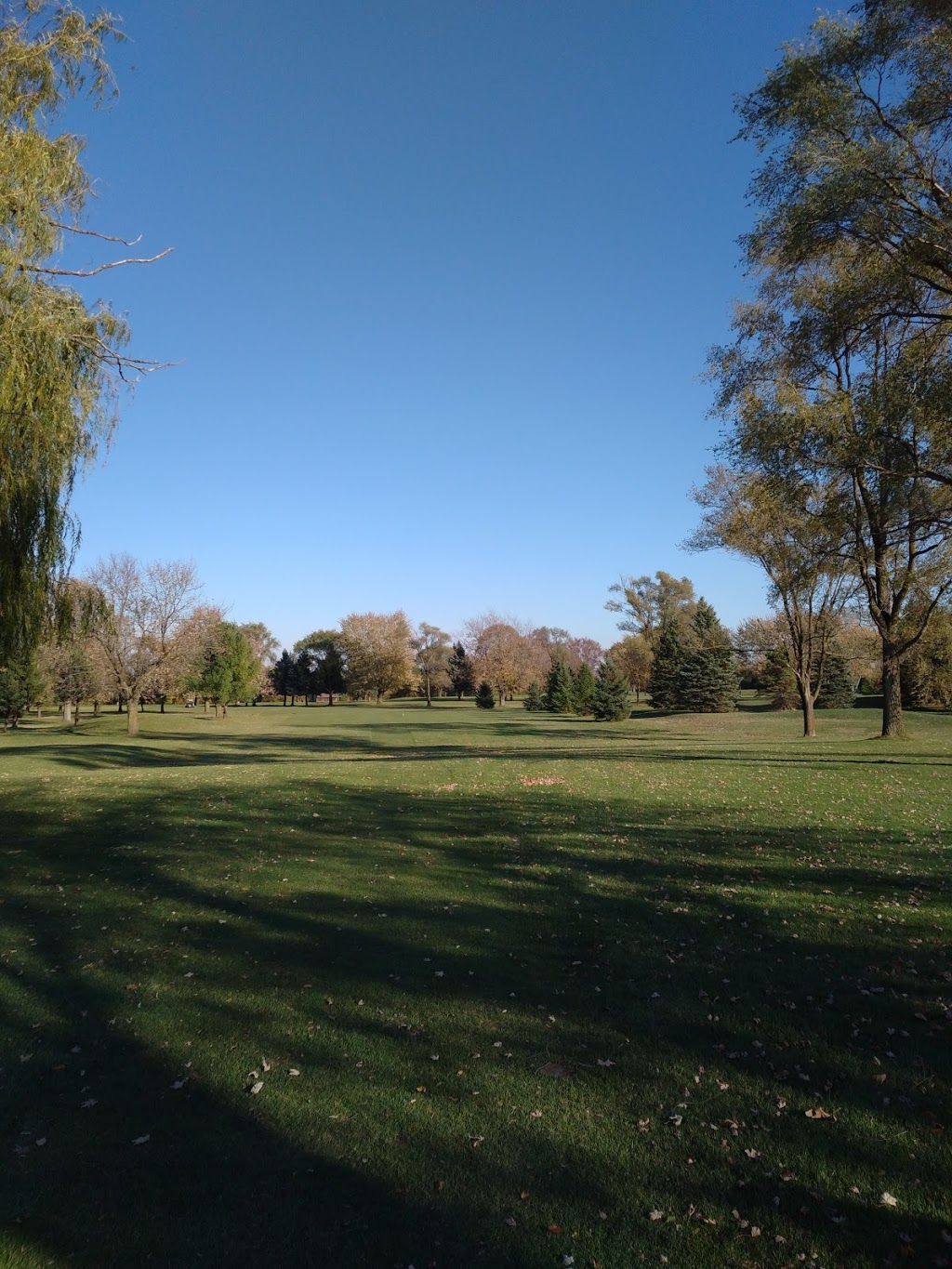 Hidden Hills Golf & Country Club | 25393 St Clair Rd, Dover Centre, ON N0P 1L0, Canada | Phone: (519) 354-9500