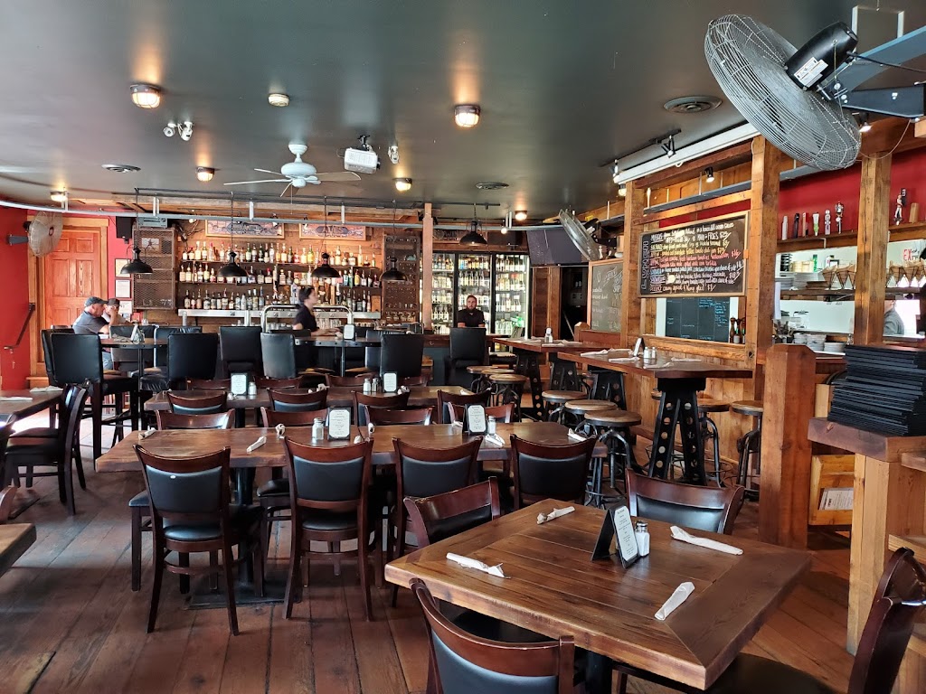 The Pony | 1392 Pemberton Portage Rd, Pemberton, BC V0N 2L0, Canada | Phone: (604) 894-5700