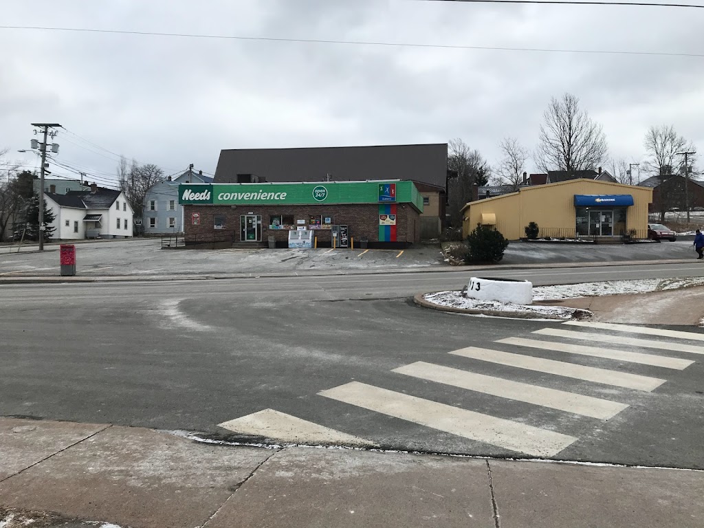 Needs Convenience New Glasgow | 300 E River Rd, New Glasgow, NS B2H 3P6, Canada | Phone: (902) 752-2642