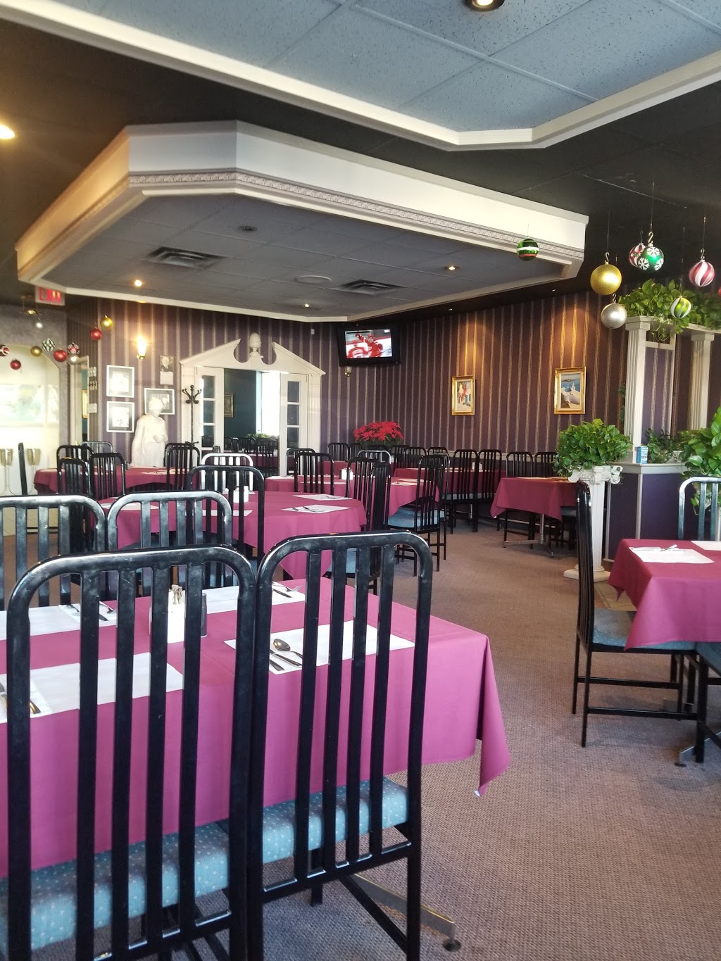 Pappas Greek Food & Steak | 3318 Roblin Blvd, Winnipeg, MB R3R 0C5, Canada | Phone: (204) 889-5504