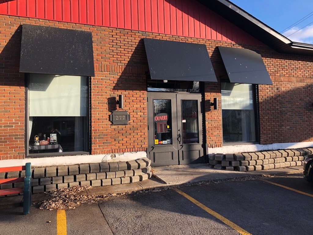 Restaurant La Roukyne | 277 Rue Saint-Joseph, Sainte-Martine, QC J0S 1V0, Canada | Phone: (450) 427-7088