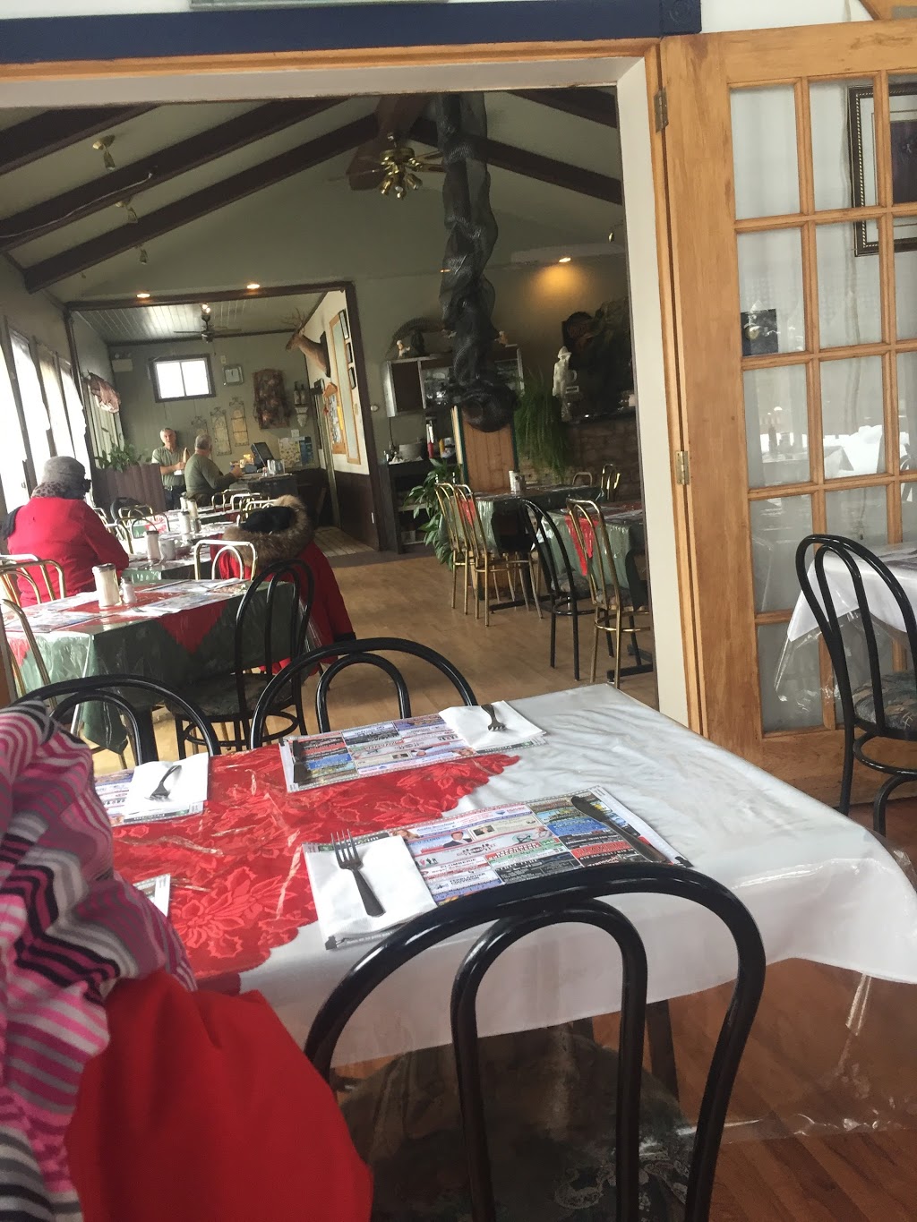 Restaurant Elios Pizzeria | 600 QC-349, Saint-Alexis-des-Monts, QC J0K 1V0, Canada | Phone: (819) 265-3499