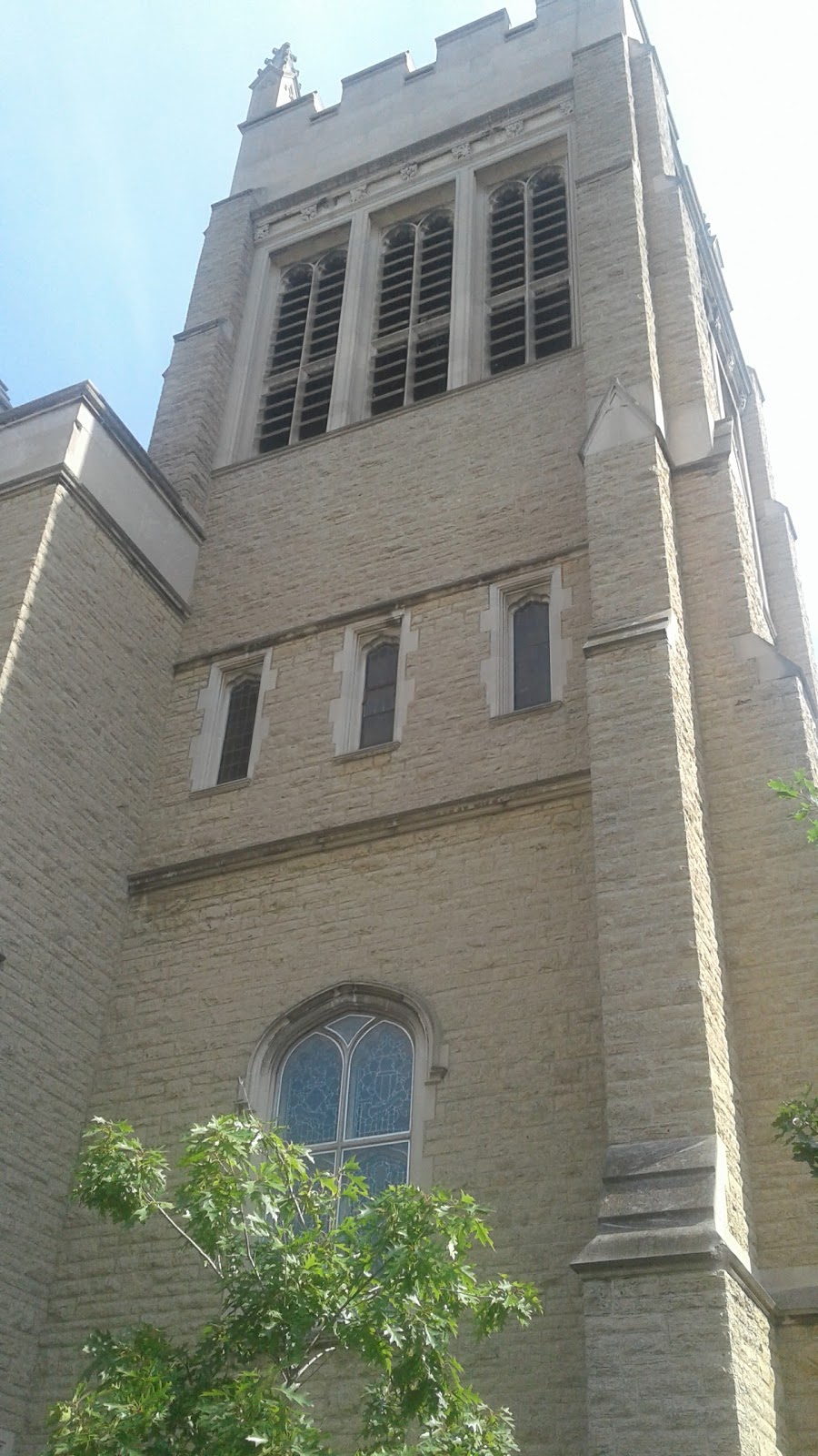 Yorkminster Park Baptist Church | 1585 Yonge St, Toronto, ON M4T 1Z9, Canada | Phone: (416) 922-1167