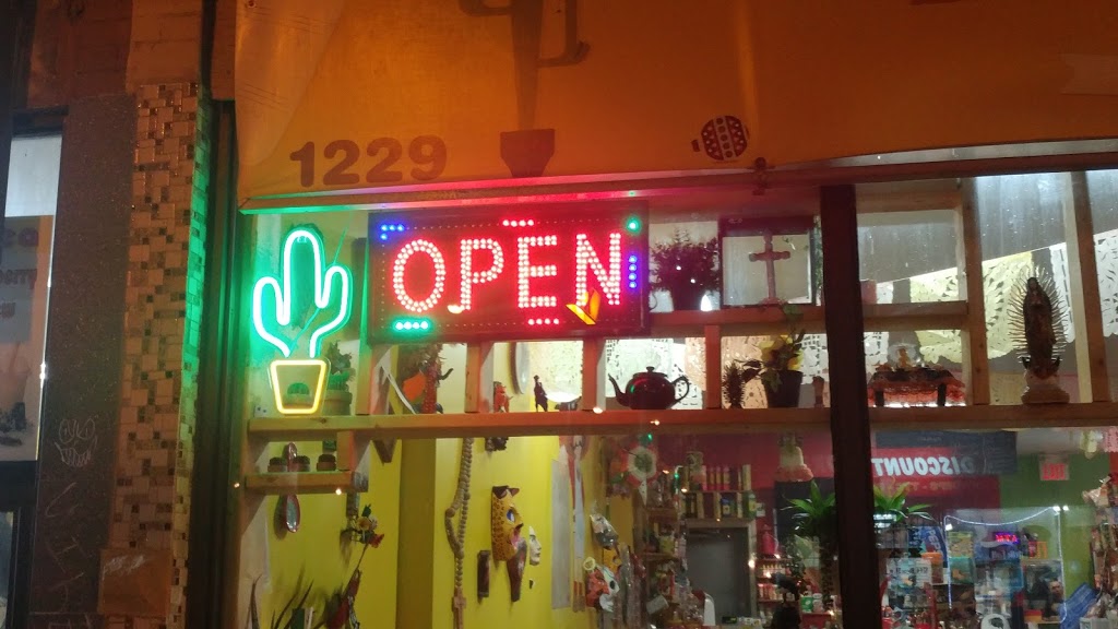 Latin World | 1229 Bloor St W, Toronto, ON M6H 1N6, Canada | Phone: (416) 603-3311