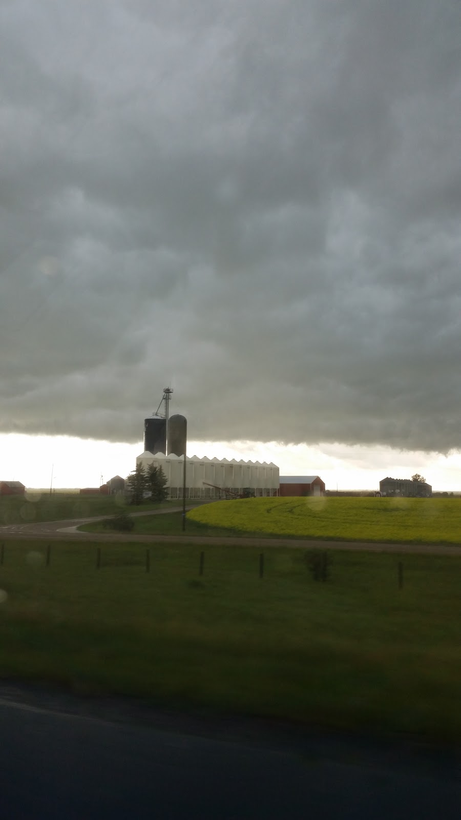 Prairie Sky Electric Limited | Box 46 Site 12 RR1, Didsbury, AB T0M 0W0, Canada | Phone: (403) 335-9686