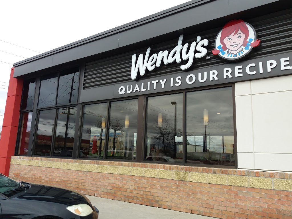 Wendys | 1152 Davis Dr, Newmarket, ON L3Y 7V1, Canada | Phone: (905) 853-0849