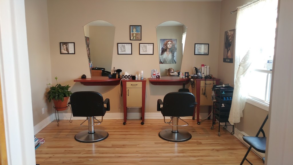 Salon Granada | 450 123e Rue, Shawinigan-Sud, QC G9P 3R1, Canada | Phone: (819) 537-0636