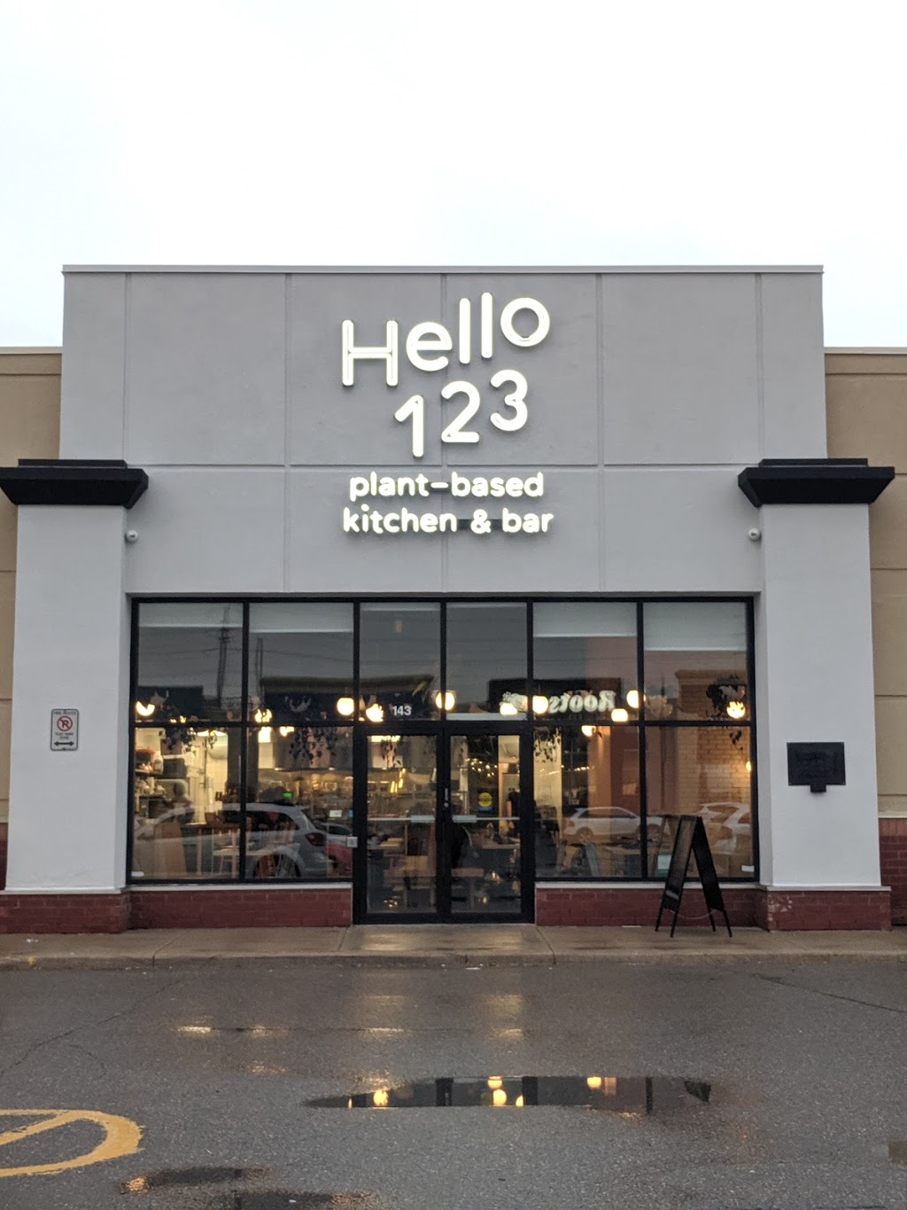 Hello 123 (Vaughan) | RioCan Colossus Centre, 16 Famous Ave Unit 143, Vaughan, ON L4L 9M3, Canada | Phone: (289) 657-1611