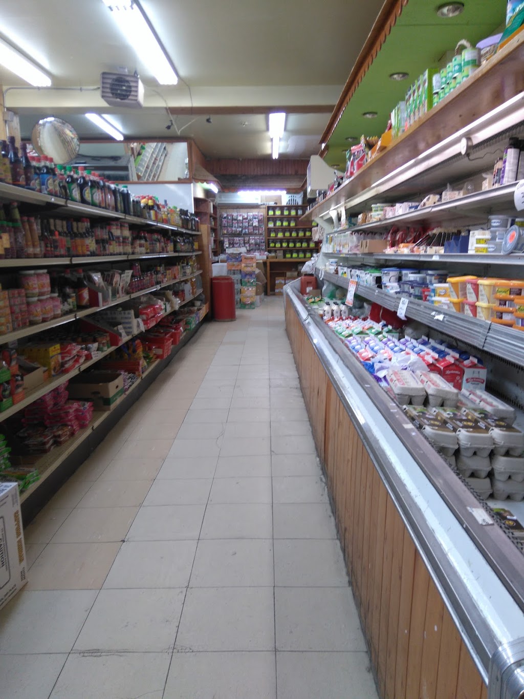 Bol De Fruits De Qualites | 34 Westminster North, Montréal-Ouest, QC H4X 1Z2, Canada | Phone: (514) 481-4411