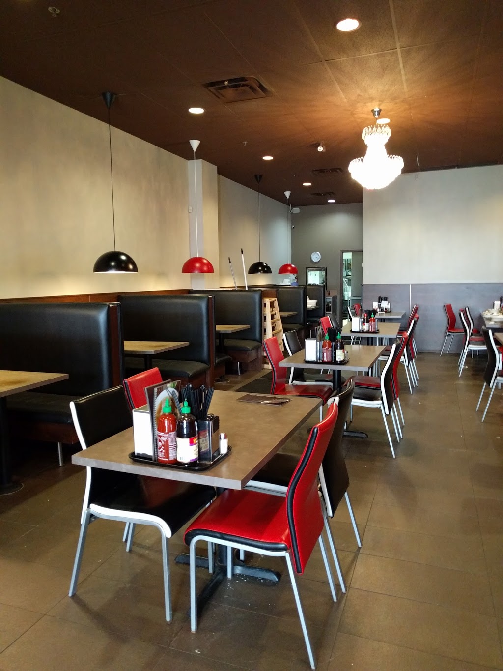 Pho Metro | 50 Bur Oak Ave #7, Markham, ON L6C 0A2, Canada | Phone: (905) 888-6999