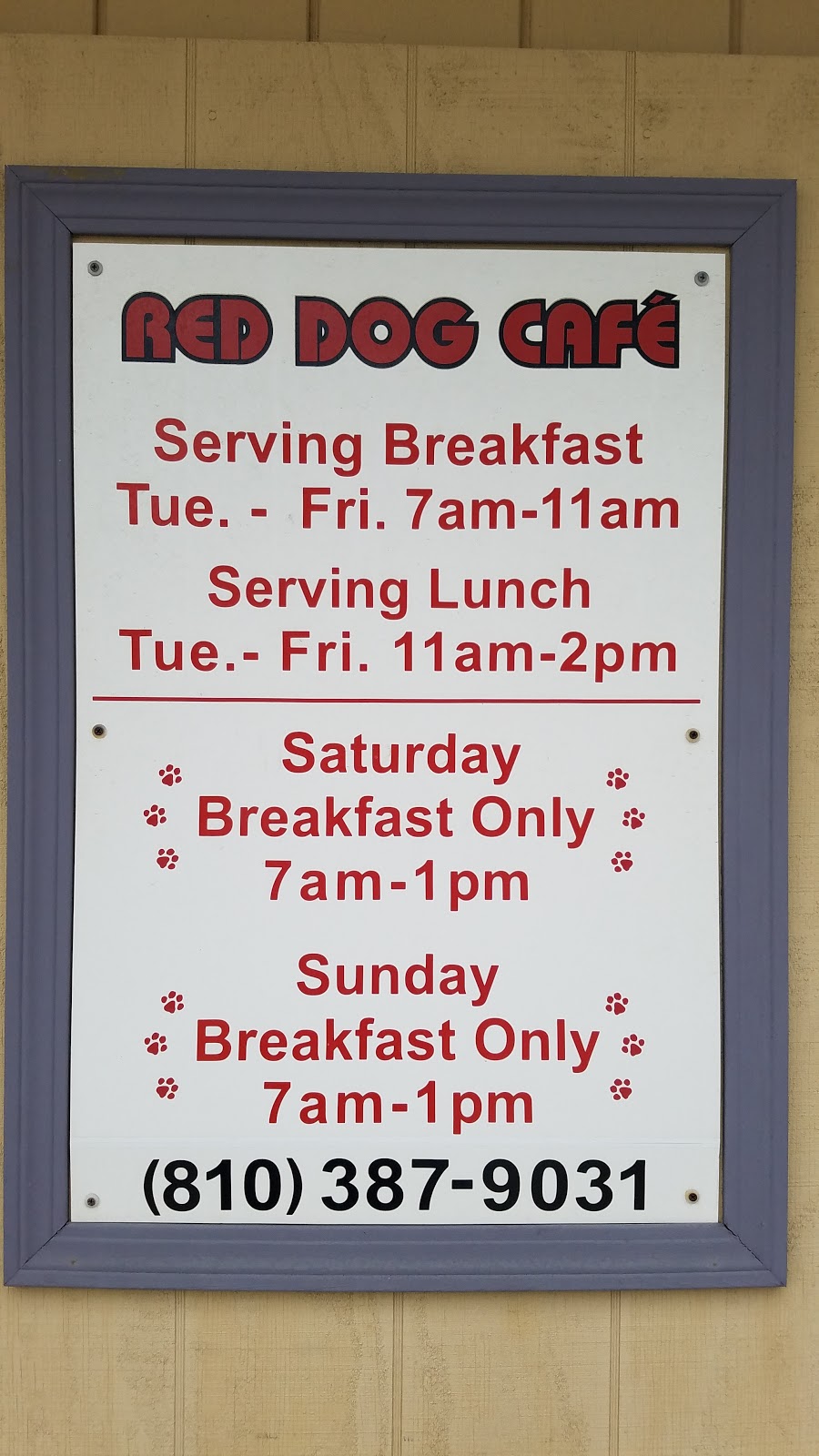 Red Dog Cafe | 208 S Main St, Yale, MI 48097, USA | Phone: (810) 387-9031
