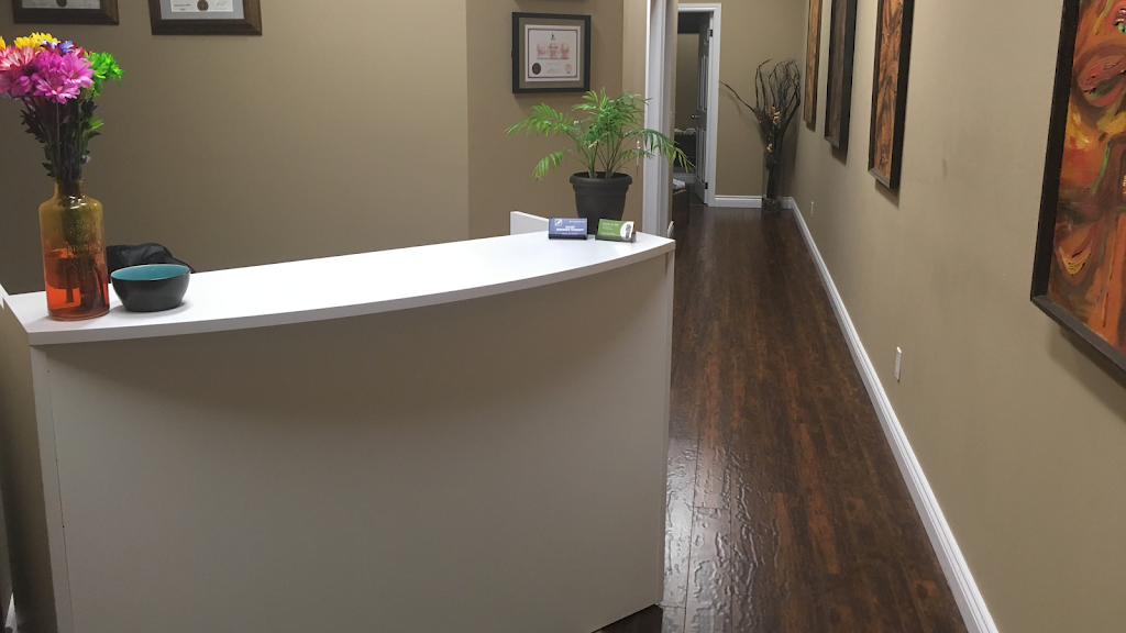 White Pine Massage and Wellness | 5-110 North Kinton Avenue, Huntsville, ON P1H 0A9, Canada | Phone: (416) 999-2015