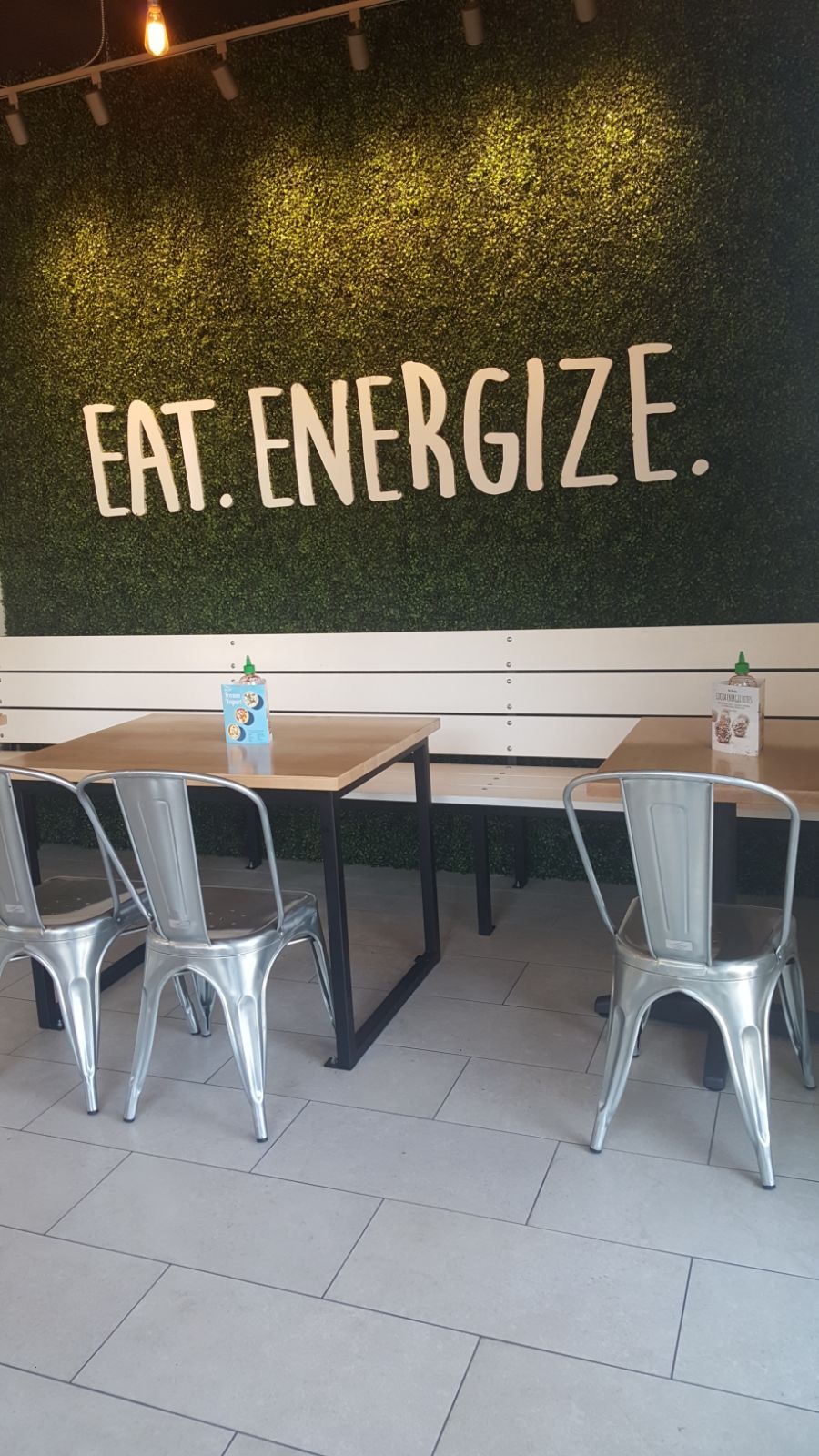 Freshii Aspen | 338 Aspen Glen Landing SW #114, Calgary, AB T3H 0N5, Canada | Phone: (403) 910-5341