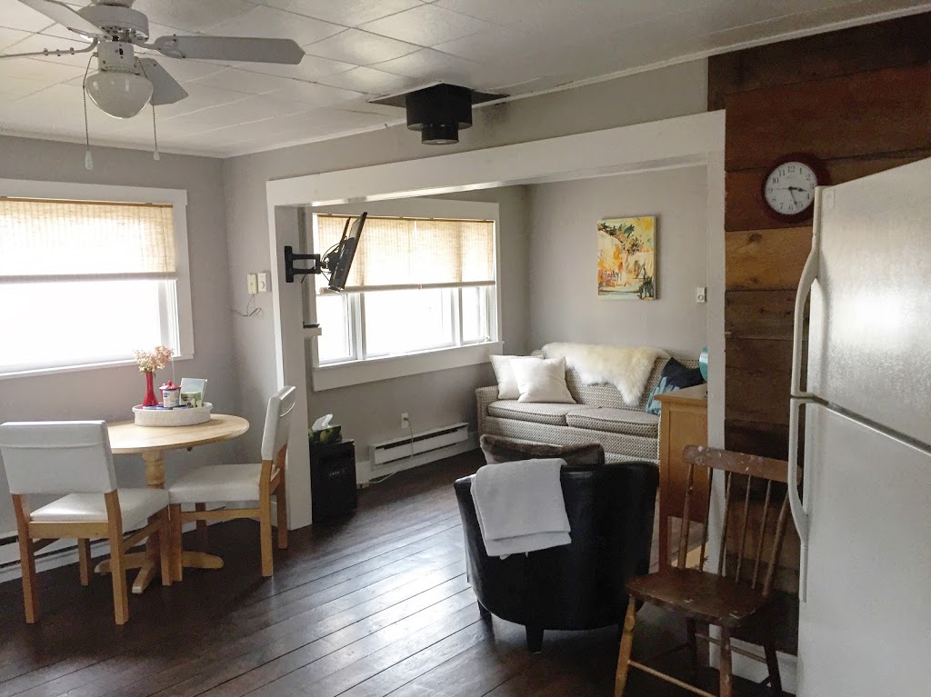 Far Far Away Guesthouse | 6929 Hwy 3, Martins Point Rd, Chester, NS B0J 2E0, Canada | Phone: (902) 478-5454