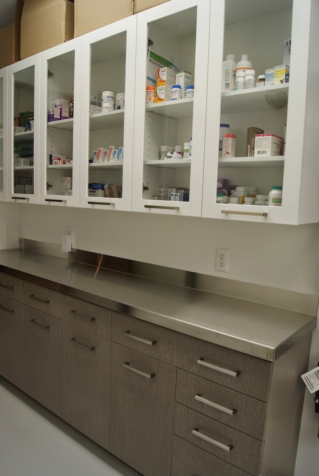 Veterinary Clinic St. Paul Farnham | 598 Rue Saint-Paul, Farnham, QC J2N 2K3, Canada | Phone: (450) 337-3371