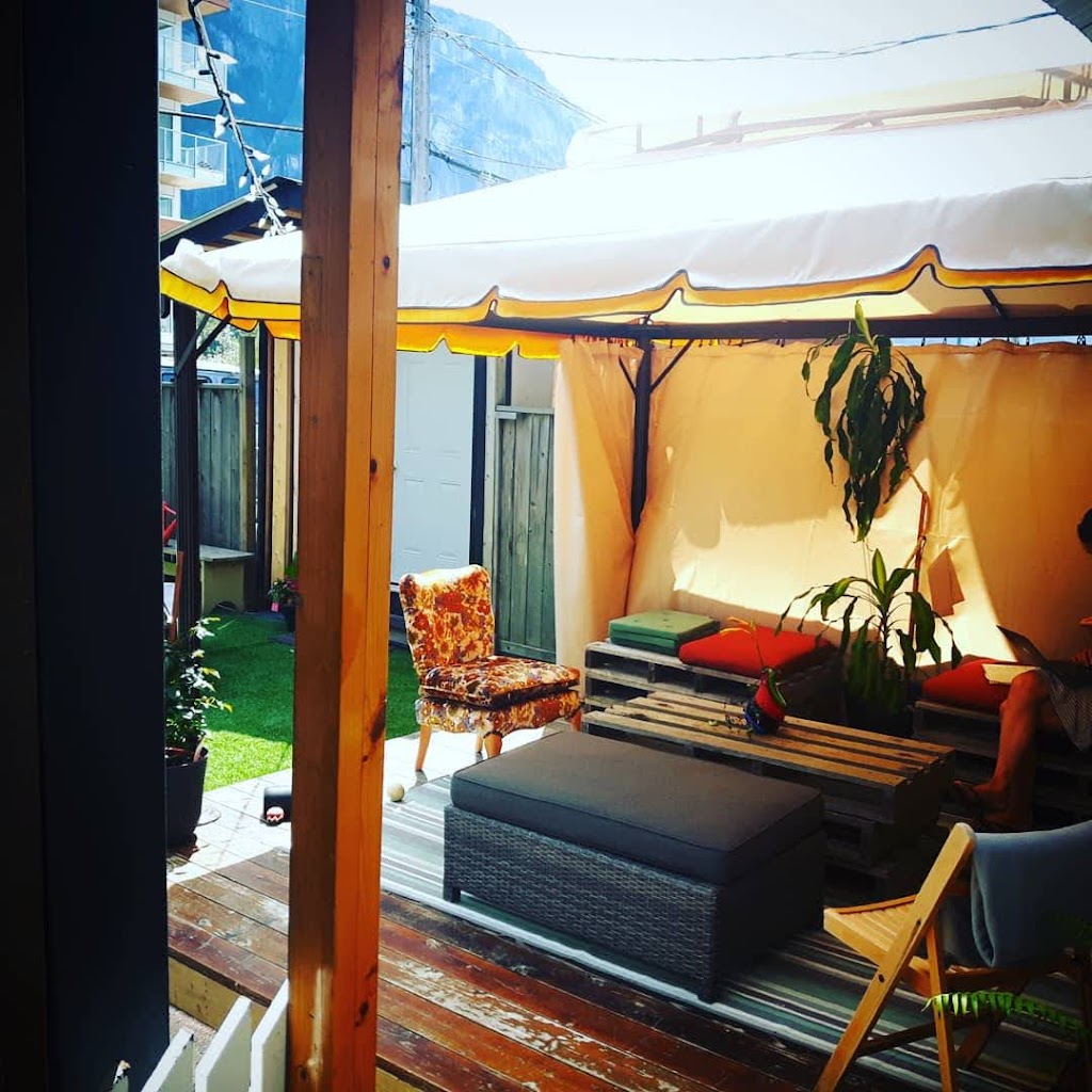 The Common | 38016 Cleveland Ave, P1159, Station, Main St, Squamish, BC V8B 0A1, Canada | Phone: (778) 906-0405