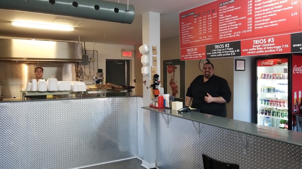 Chucks Casse-Croute | 196 Chemin de la Savane, Gatineau, QC J8T 1R3, Canada | Phone: (819) 561-5353
