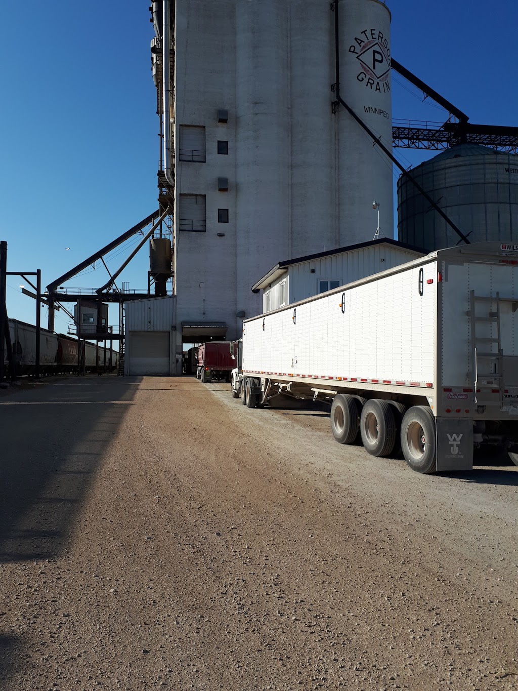Paterson Grain | Paterson Rd, Manitoba R3K 2E5, Canada | Phone: (204) 694-4445