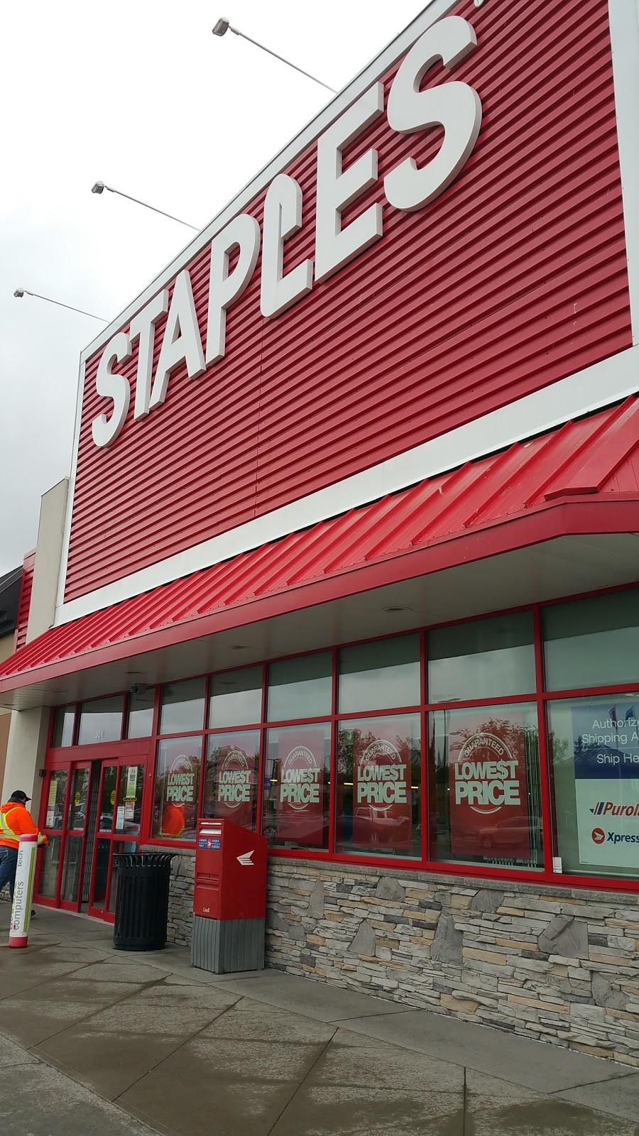 Staples Airdrie | 505 Main St S, Airdrie, AB T4B 3K3, Canada | Phone: (403) 948-8558