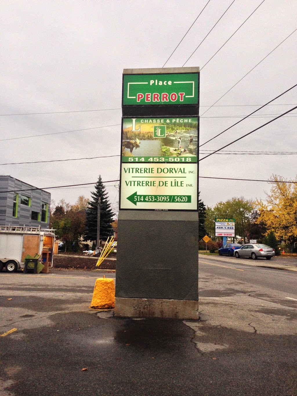 Lauzon Chasse Et Pêche | 69 Grand Boulevard, LÎle-Perrot, QC J7V 4W4, Canada | Phone: (514) 453-5018