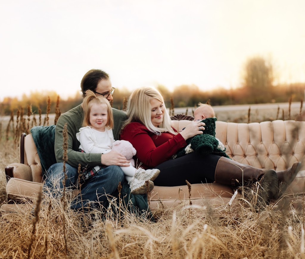 Jenna Christine Photography | 3560 Drummond Concession 2, Perth, ON K7H 3C3, Canada | Phone: (613) 614-8812