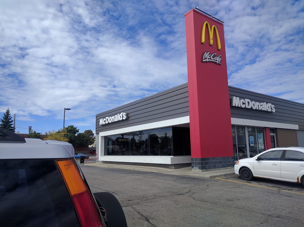 McDonalds | 1138 Victoria St N, Kitchener, ON N2B 3C9, Canada | Phone: (519) 741-1884