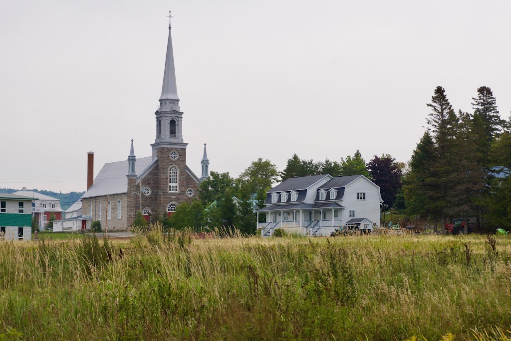 Église catholique Saint-Simon | 34 Rue de lÉglise, Saint-Simon-de-Rimouski, QC G0L 4C0, Canada | Phone: (418) 738-2917